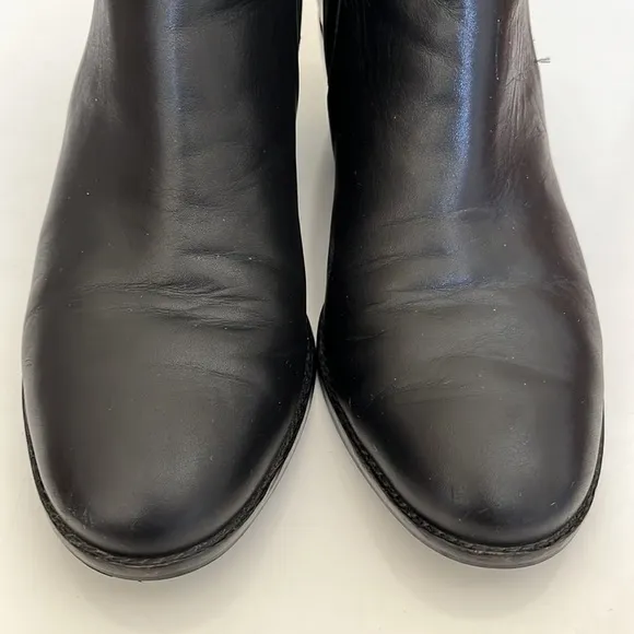 COLE HAAN :: BOOTIES