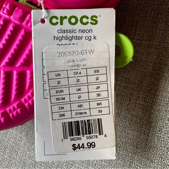 Crocs Classic Slip On Neon Highlighter Clog Hot Pink Girl’s j2 Junior 2 NEW NWT