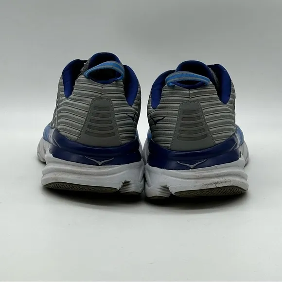 Hoka Bondi 6 Sneakers. Size 11