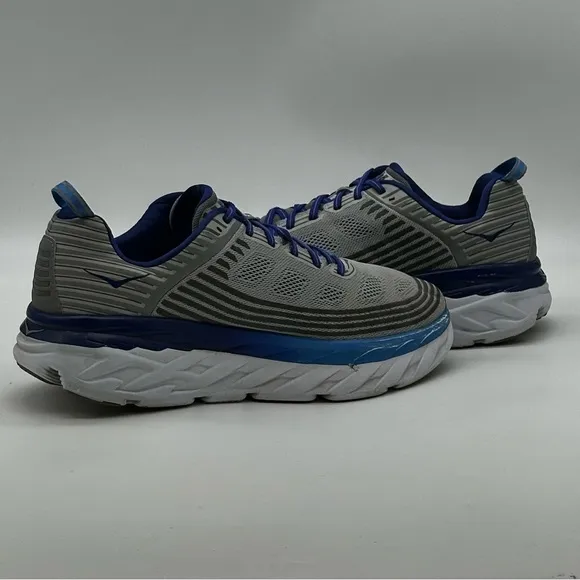Hoka Bondi 6 Sneakers. Size 11
